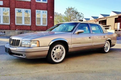 1997 cadillac deville concours 4dr sedan fwd a4 4.6l gasoline v8, 41k mi.