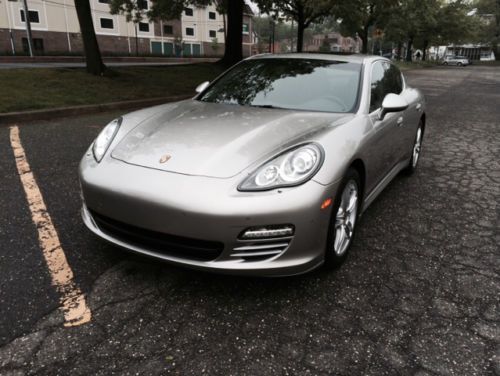 2012 porsche panamera