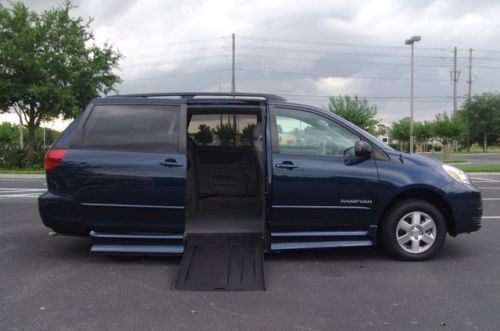 2005 toyota sienna handicap wheelchair accessible ramp van braun ramp rvan