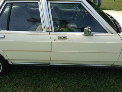 1989 Ford Crown Victoria LTD 1 OWNER, image 11