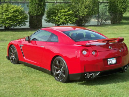 2010 Nissan GTR Premium 14165 Miles, US $73,000.00, image 2
