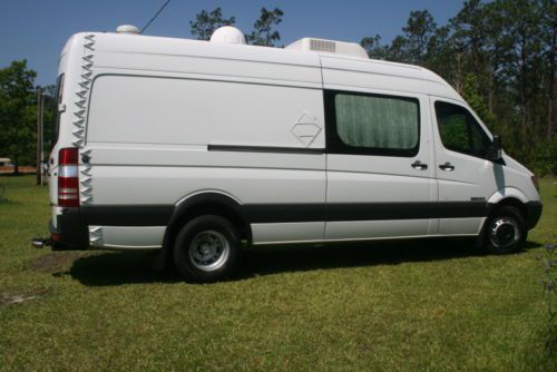 2008 dodge sprinter 3500 series 9990 gvw dually. setup for a&amp;e team.