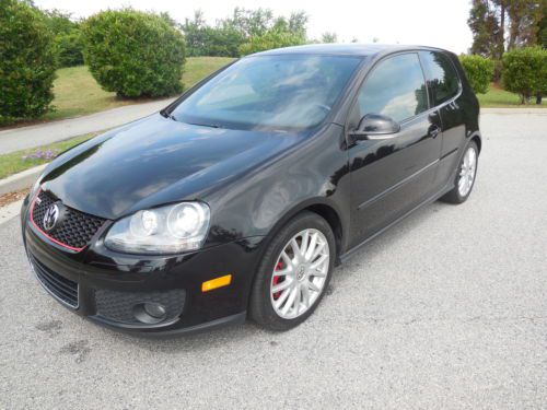 2008 volkswagen gti  hatchback 2-door 2.0l