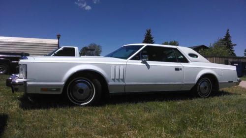 Beautiful 1978 lincoln mark v