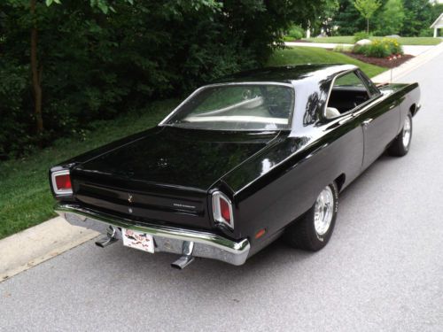 VERY RARE 1969 Plymouth Roadrunner X9 Black W1 interior 4-Speed W@W, image 5