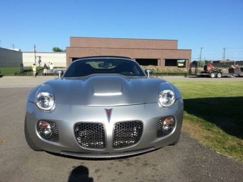 Custom built pontiac solstice with cammed 428ci ls7,six speed,ssbc brakes, fast!