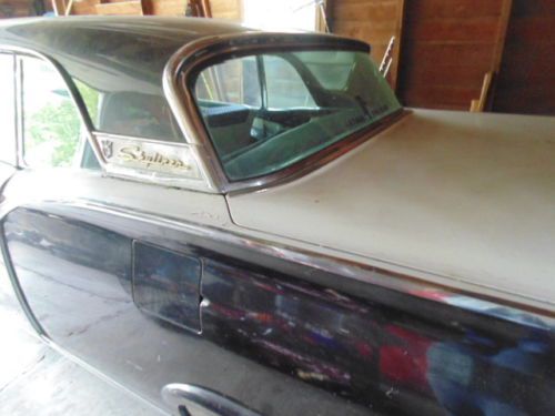 1957 Ford Fairline 500 Skyliner w/ Retractable Hardtop Convertible, image 4