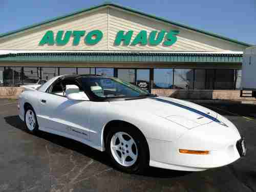 1994 Pontiac Firebird Formula Coupe 25th Anniversary, image 6