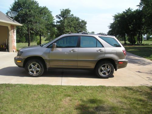 2000 lexus rx300 awd