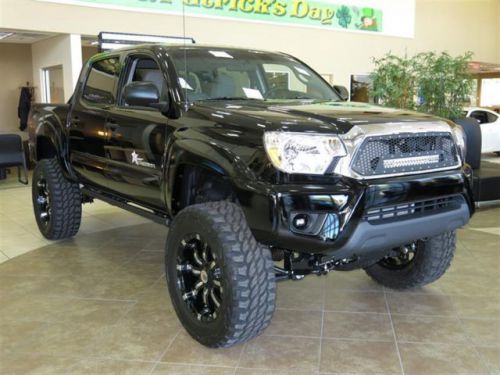 2014 toyota tacoma base
