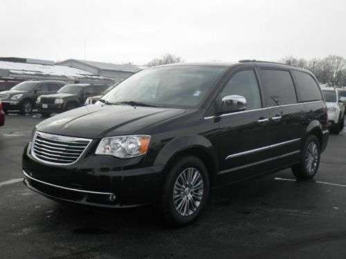 2014 chrysler town & country touring-l