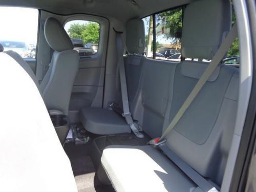 2014 toyota tacoma base