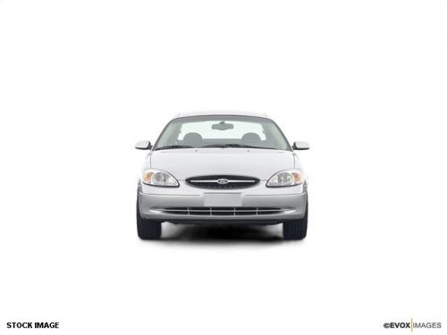 2003 ford taurus se