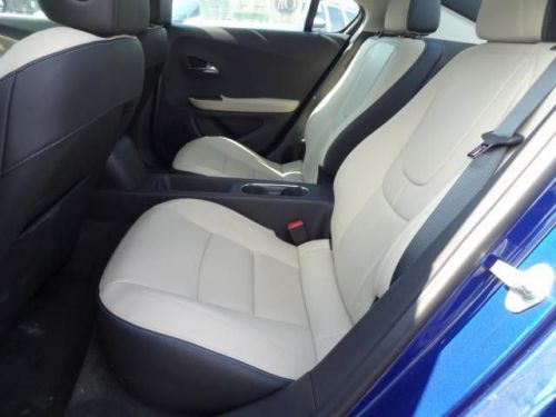 2012 chevrolet volt base