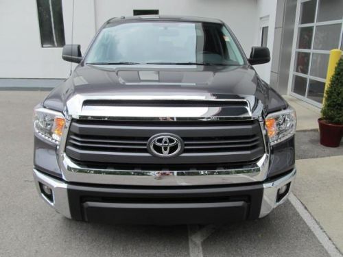 2014 toyota tundra sr5