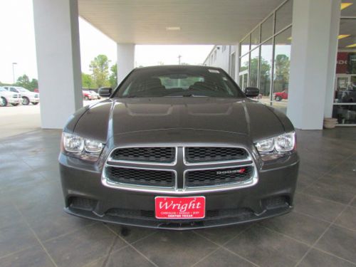 2014 dodge charger se