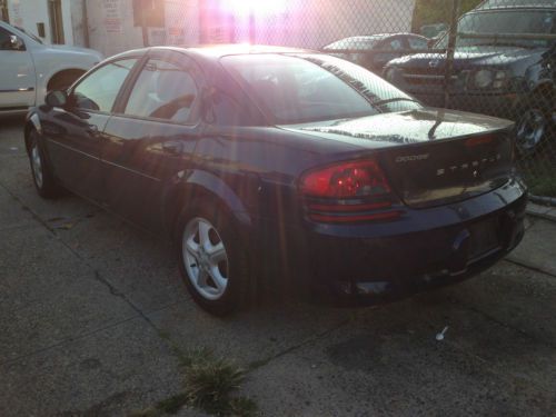 2005 dodge stratus sxt sedan 4-door 2.4l