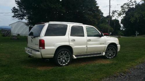 2002 cadillac escalade base sport utility 4-door 5.3l