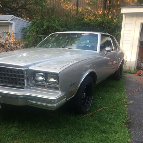 Look!! real muscle car 1980 monte carlo pos rear end victor jr intake clean!!!