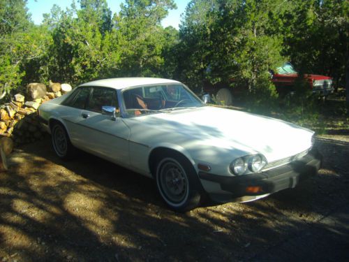 1979 jaguar xjs vintage classic v-12 project or parts      $2000.00 obo