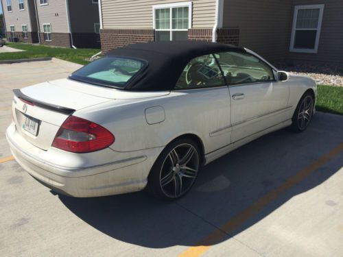 2006 mercedes-benz clk500 base convertible 2-door 5.0l