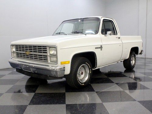 305 cid v8, power steering, 3-speed on floor, never neglected, great work truck!