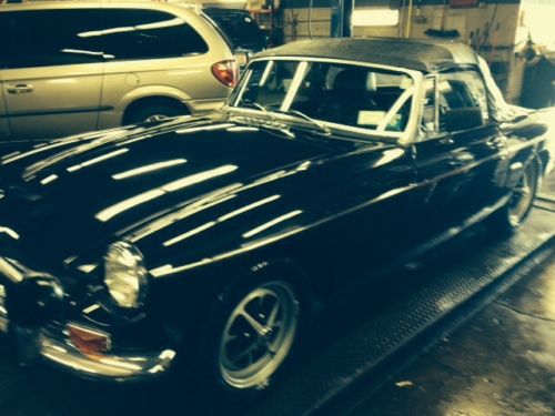 1973 mg mgb built from the ground up with new shell from uk. factory plum black