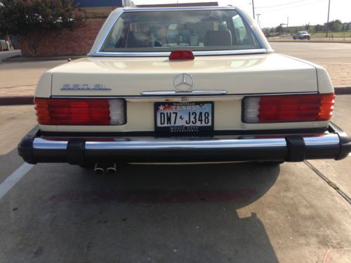 1987 Mercedes Benz 560 SL, image 4