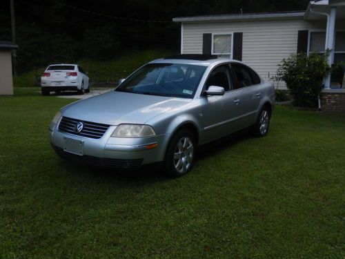 2002 volkswagen passat glx sedan 4-door 2.8l