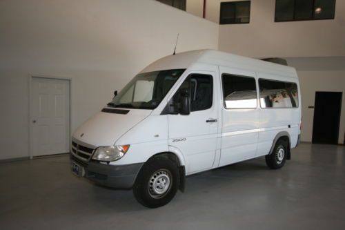 Handicap accessible van wheelchair lift van mercedes diesel