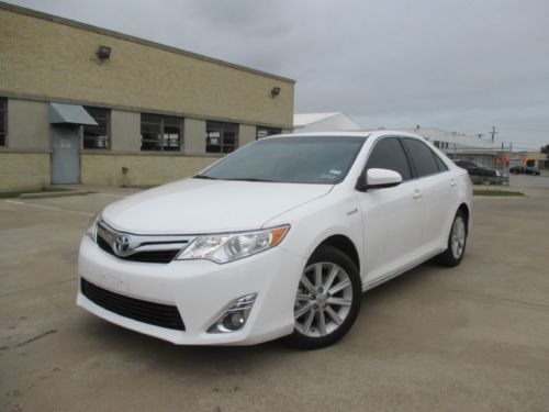 Call greg 888-696-0646 hybrid xle 1-owner 13k miles! navi blind spot monitor