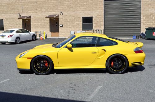 2002 porsche 911  coupe 2-door 3.6l awd