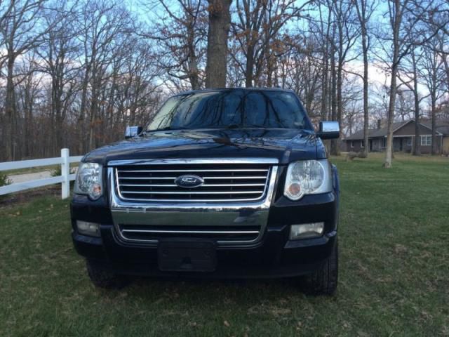 Ford explorer xlt sport utility 4-door