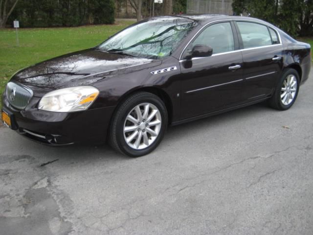 Buick lucerne cxs