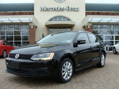 2011 jetta 2.5 se bluetooth, sunroof!