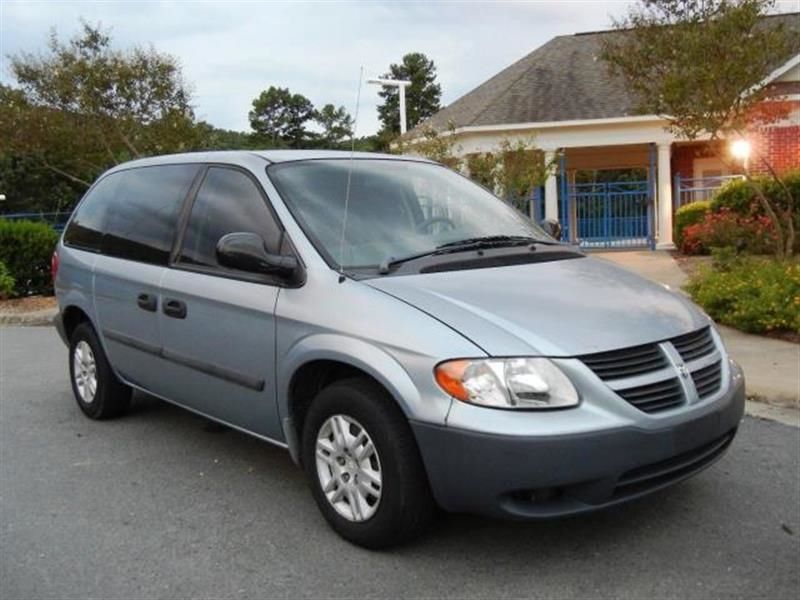 2005 dodge caravan nice minivan passenger cargo va