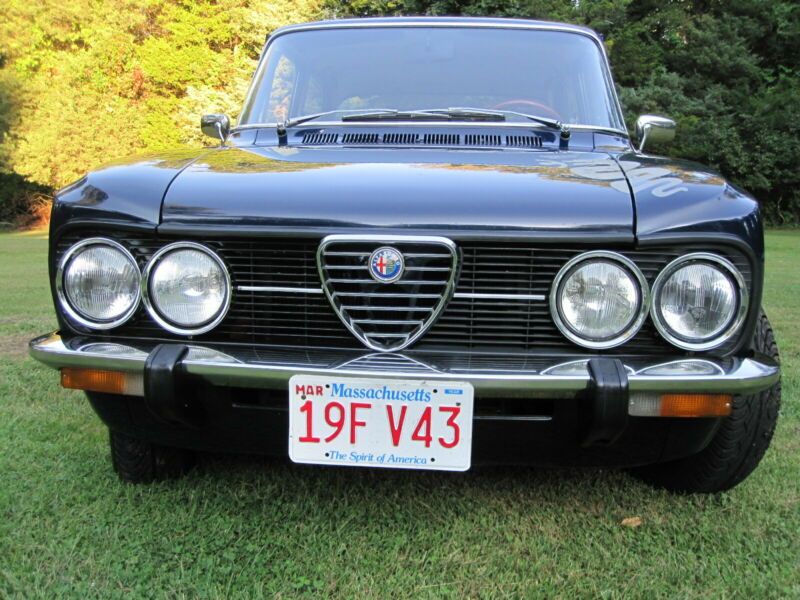 1975 alfa romeo giulia nuova super