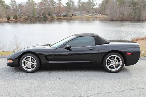 2001 chevrolet corvette triple black 6-spd convertible 2-door 5.7l  21,500 mi.