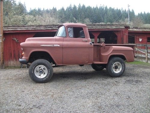 1955 chevy short box pickup, 4x4 with 6" lift , chevrolet stepside