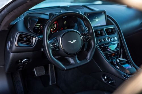 2019 aston martin dbs superleggera