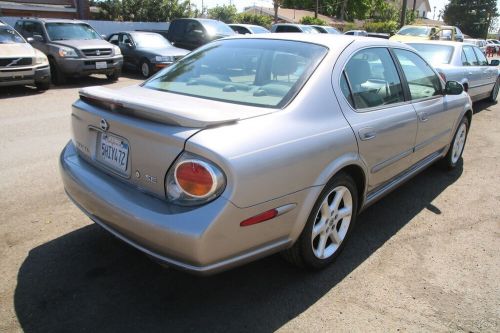 2002 nissan maxima se