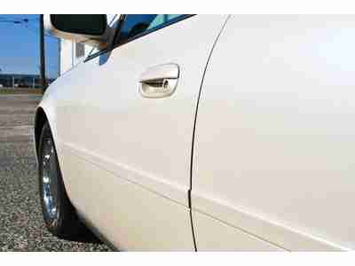 2001 CADILLAC DEVILLE DHS! PEARLE WHITE, LOW MILES, MUST SEE, NO RESERVE, image 8