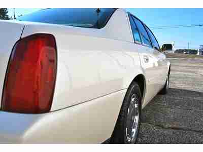 2001 CADILLAC DEVILLE DHS! PEARLE WHITE, LOW MILES, MUST SEE, NO RESERVE, image 17