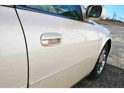 2001 CADILLAC DEVILLE DHS! PEARLE WHITE, LOW MILES, MUST SEE, NO RESERVE, image 19