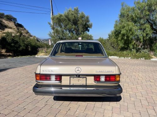 1985 mercedes-benz 300-series 300d turbo diesel 300td w123