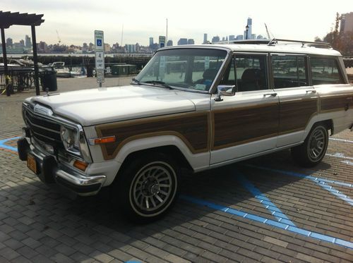 Awesome 1988 jeep grand wagoneer fsbo!!!