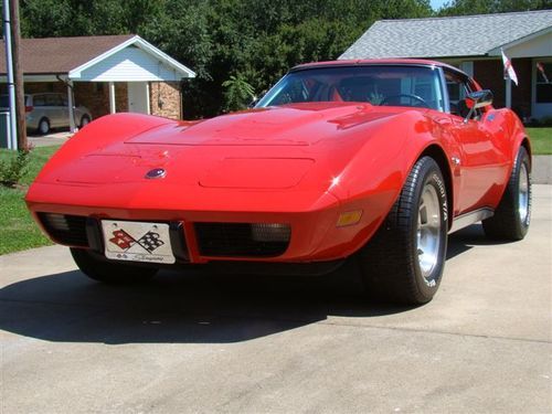 1975 chevrolet corvette stingray coupe l-82 4-speed