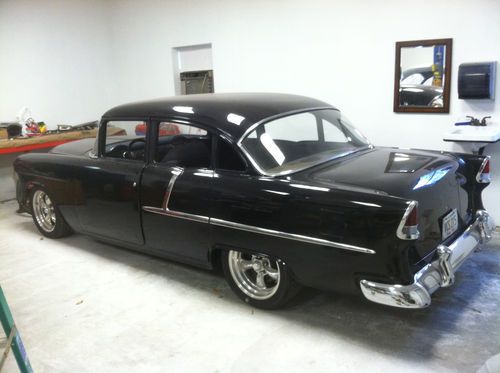 1955 chevy 210, 350 zz4 roller, 700r trans. headers, disc brakes