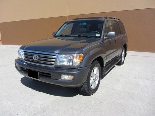 2004 toyota land cruiser 4wd - price $8700