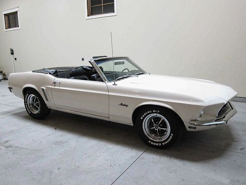 1969 mustang convertible - numbers matching -excellent quality-  no reserve